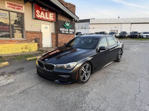 Used 2018 BMW 740i RWD image 1