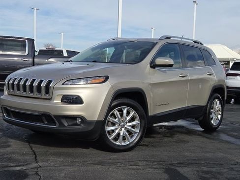 Used 2015 Jeep Cherokee Limited image 2