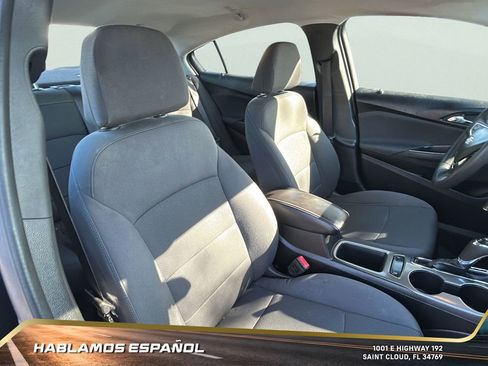 Used 2019 Chevrolet Cruze LT image 27
