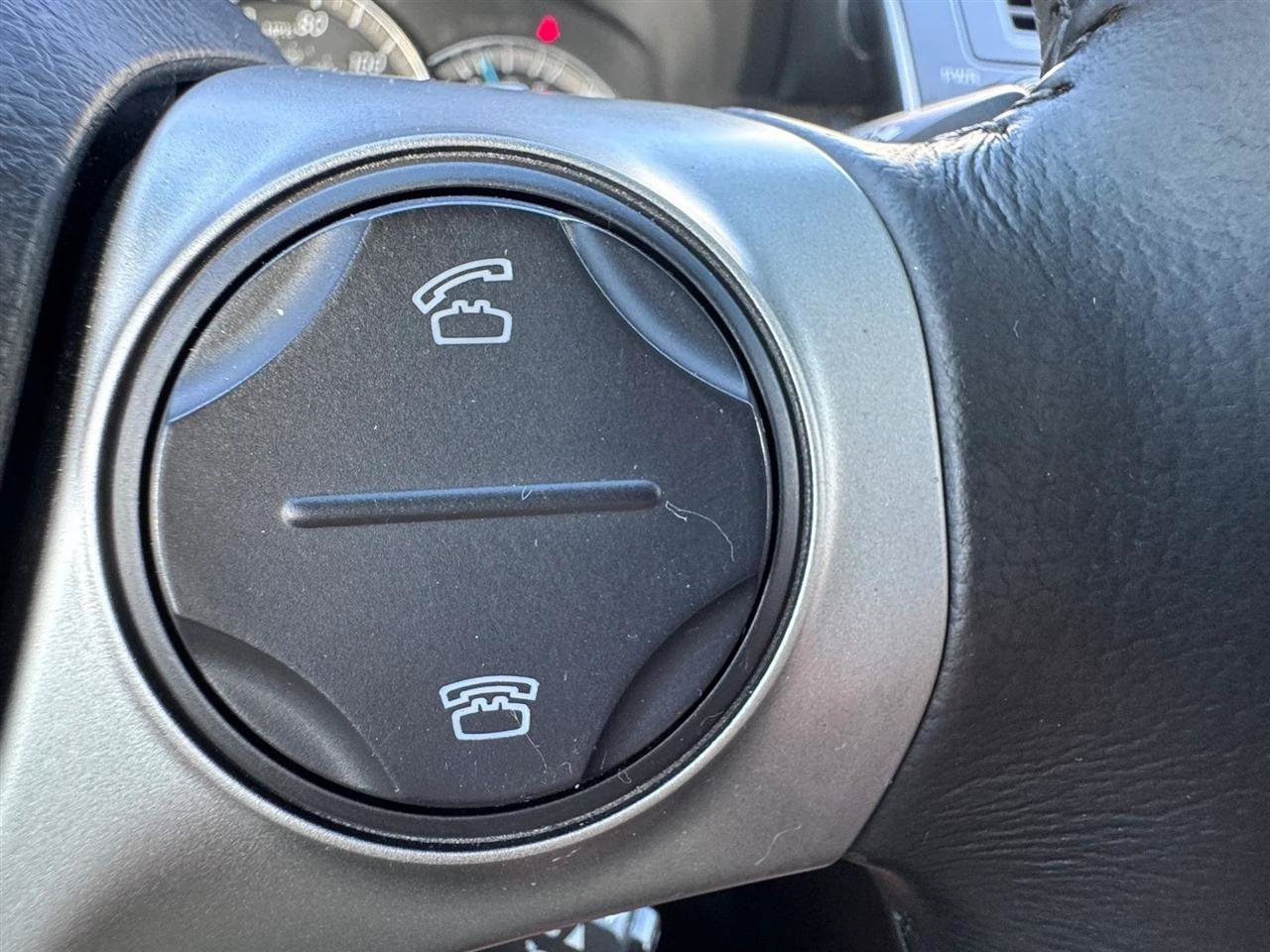Used 2012 Toyota Camry SE FWD image 57