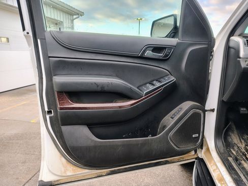 Used 2019 GMC Yukon XL SLT image 10