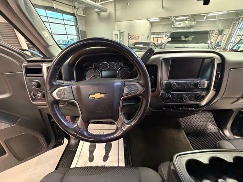 Used 2018 Chevrolet Silverado 1500 LT w/ All Star Edition image 9