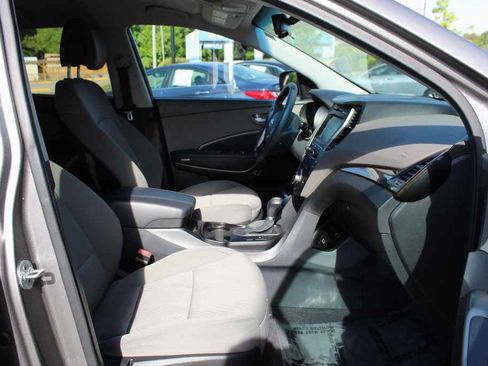 Used 2017 Hyundai Santa Fe Sport w/ 2.4L Value Package 06 image 31