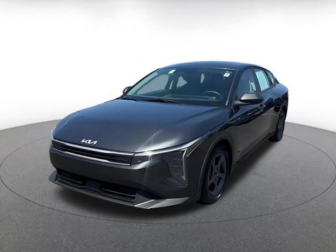 Used 2025 Kia K4 FWD image 7