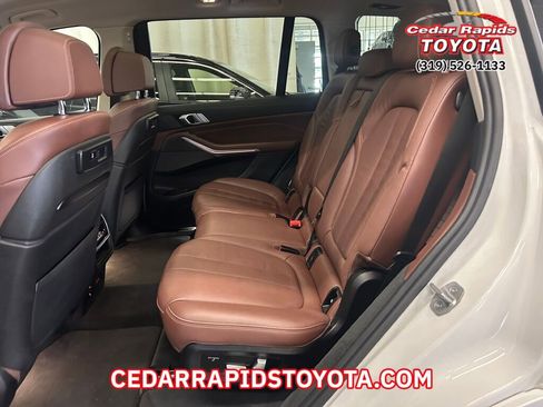 Used 2020 BMW X7 xDrive40i w/ Premium Package image 7