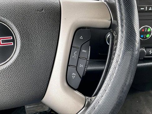 Used 2013 GMC Sierra 1500 SLE w/ Power Tech Package AWD/4WD image 12