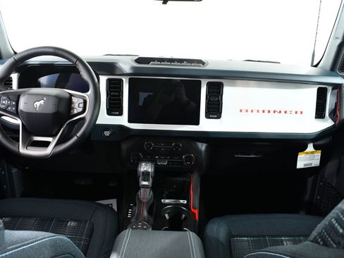 New 2026 Ford Bronco Heritage Edition AWD/4WD image 7