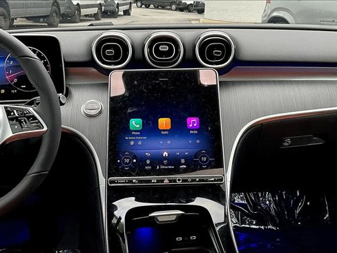 Used 2025 Mercedes-Benz C 300 4MATIC Sedan image 6