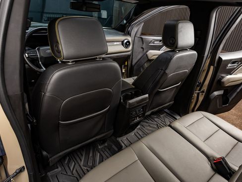 Used 2023 Chevrolet Colorado ZR2 w/ ZR2 Convenience Package III image 34