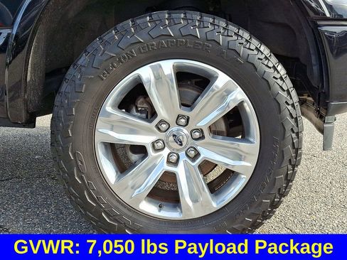 Used 2018 Ford F150 Platinum w/ Equipment Group 701A Luxury image 8