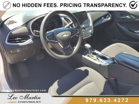 Used 2024 Chevrolet Malibu LT FWD image 13
