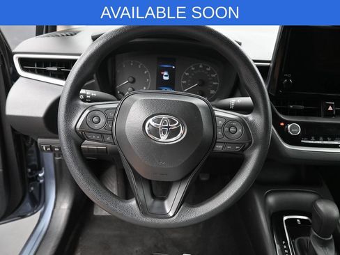 Used 2025 Toyota Corolla LE FWD image 14