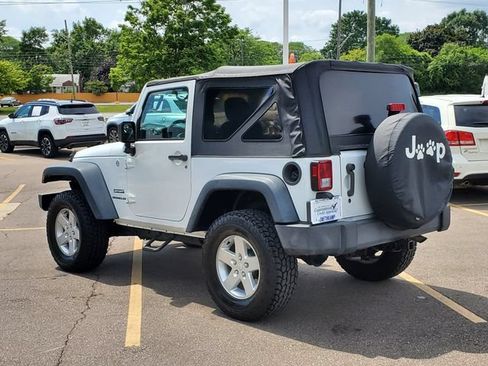 Used 2015 Jeep Wrangler Sport w/ Quick Order Package 24S AWD/4WD image 3