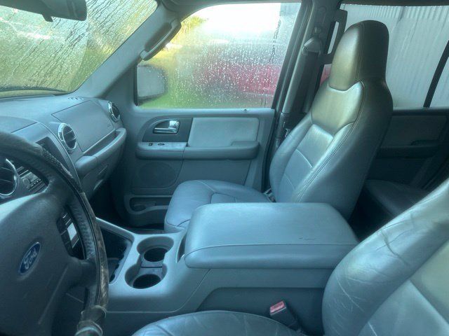 Used 2006 Ford Expedition XLT AWD/4WD image 14