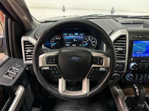 Certified 2020 Ford F150 Lariat w/ Equipment Group 502A Luxury image 15