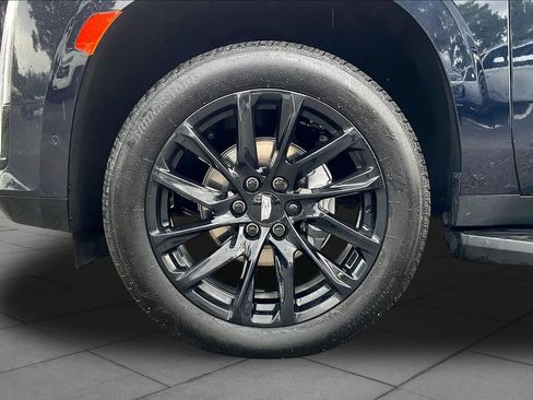Used 2024 Cadillac Escalade Sport Platinum w/ LPO, ONYX Package AWD/4WD image 19