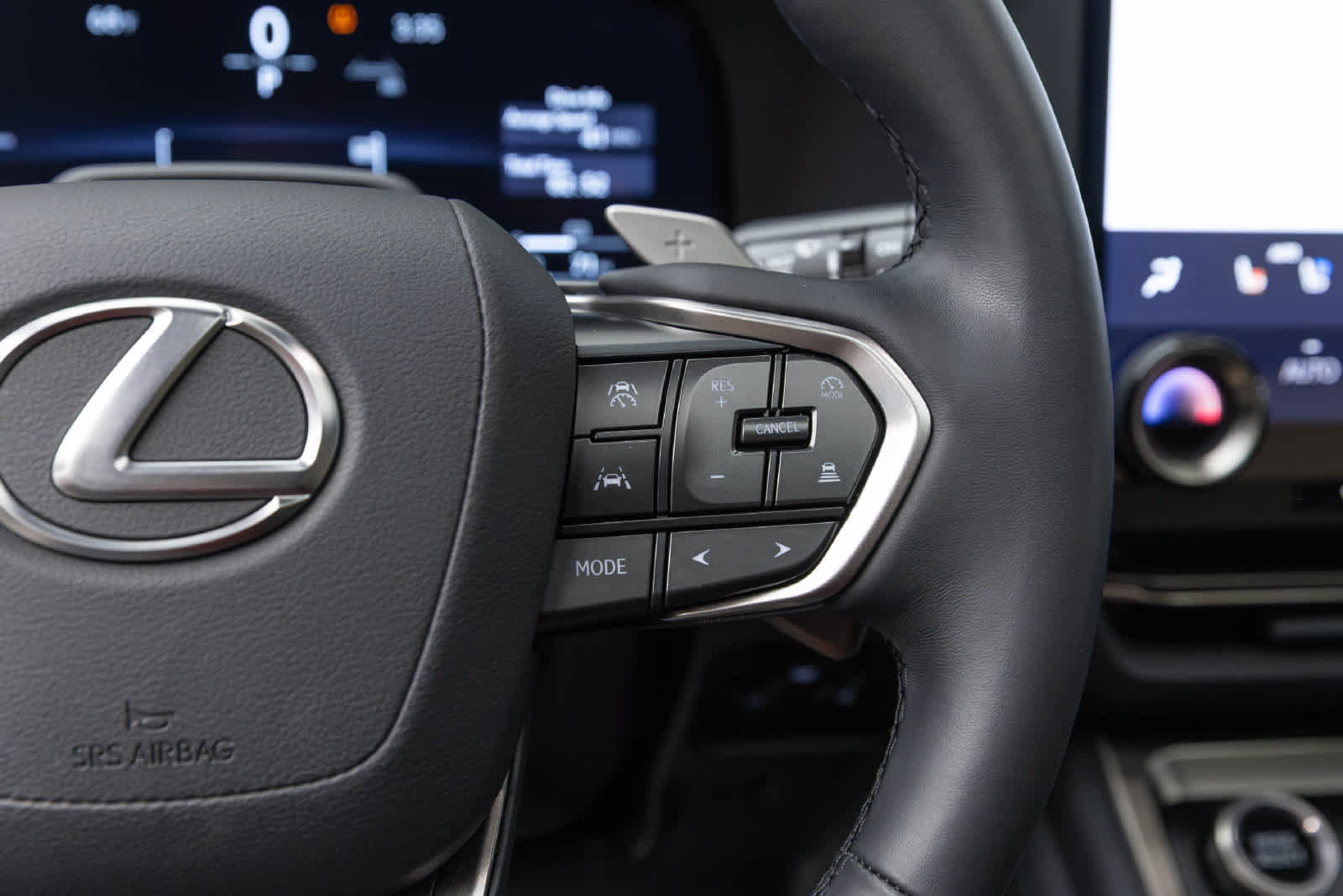 Used 2025 Lexus GX 550 AWD/4WD image 34