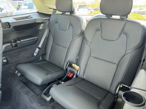 Certified 2025 Volvo XC90 B6 Plus w/ Protection Package Premier image 13