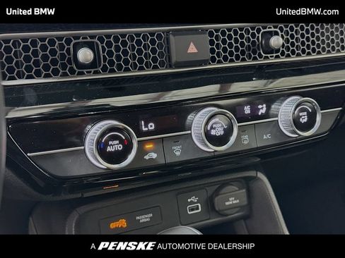 Used 2024 Honda Civic Sport image 10
