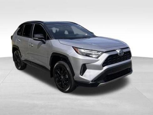 Used 2024 Toyota RAV4 XSE w/ Weather Package AWD/4WD image 7