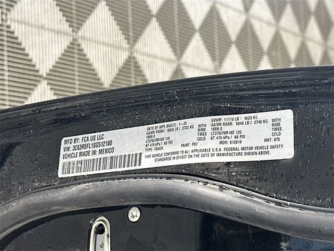 New 2025 RAM 2500 Laramie image 19