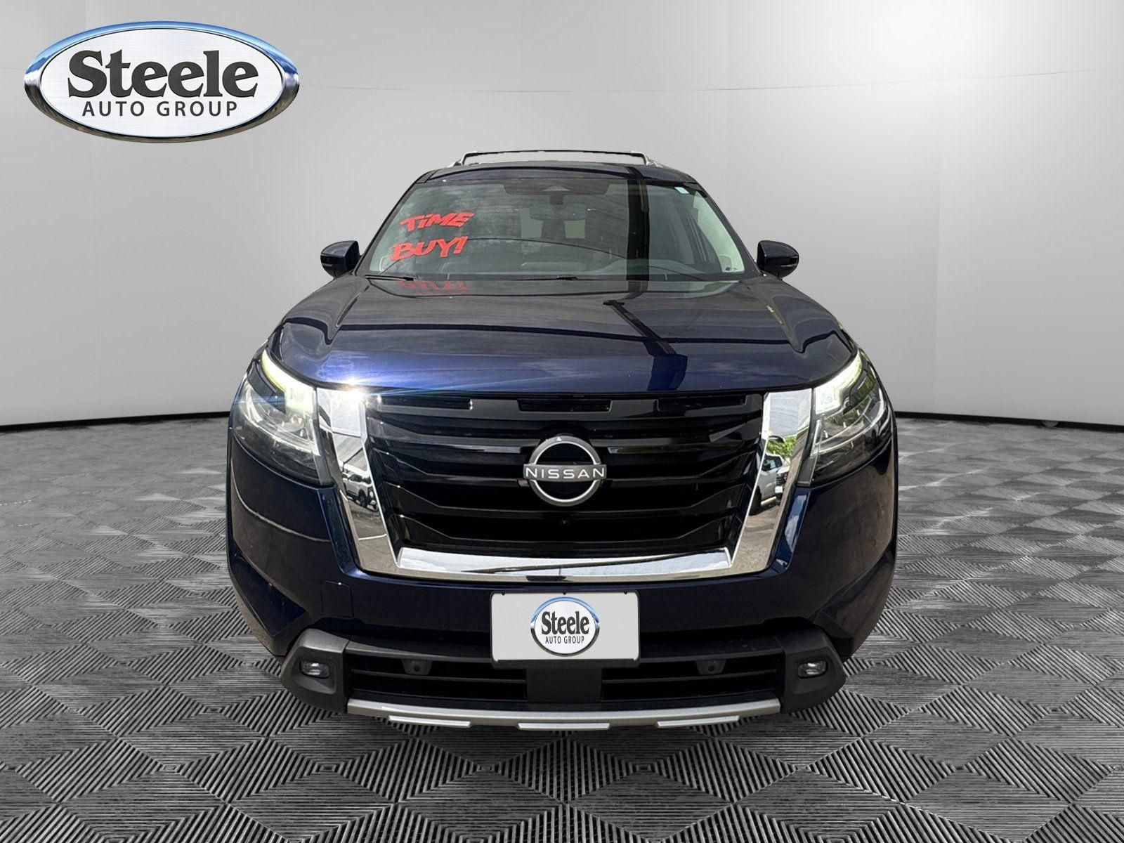 Used 2022 Nissan Pathfinder SL w/ SL Premium Package FWD image 8