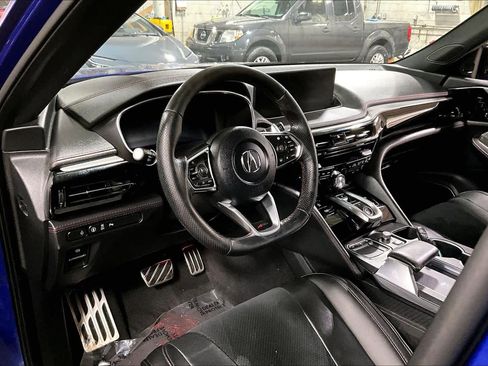 Used 2022 Acura MDX A-Spec image 17