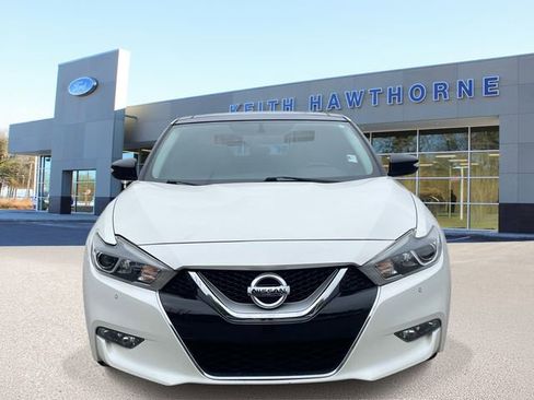 Used 2017 Nissan Maxima 3.5 SL FWD image 2