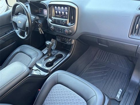 Used 2019 Chevrolet Colorado Z71 image 26