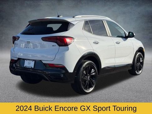 Used 2024 Buick Encore GX Sport Touring image 3