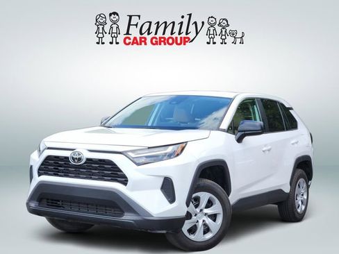 Used 2025 Toyota RAV4 LE image 1