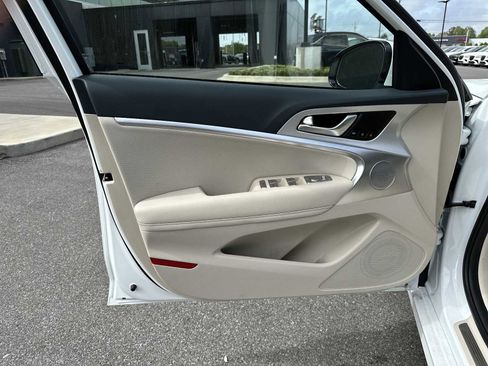 New 2026 Genesis G70 2.5T Prestige image 13