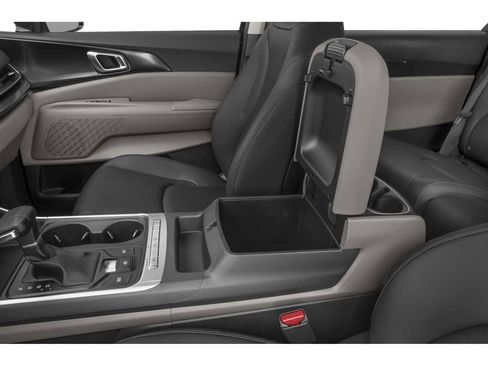 New 2026 Kia Carnival image 10