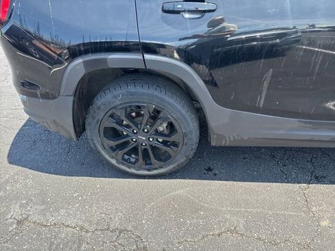 Used 2020 GMC Terrain SLE w/ Elevation Edition FWD image 13
