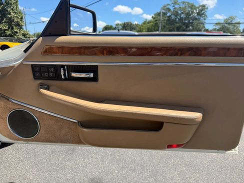 Used 1993 Jaguar XJS 4.0 Convertible RWD image 18