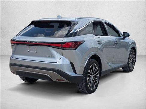 Used 2024 Lexus RX 350 Premium Plus w/ Convenience Package FWD image 4
