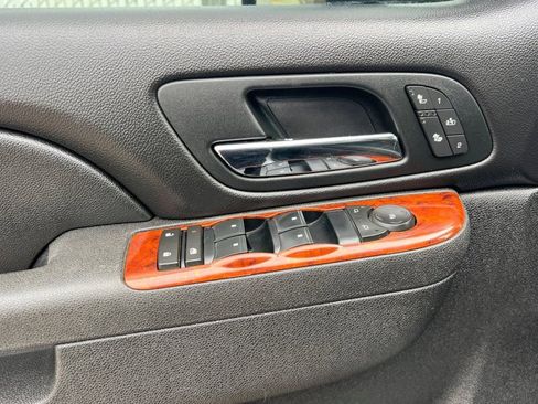 Used 2011 Chevrolet Silverado 3500 LTZ w/ LTZ Plus Package image 8