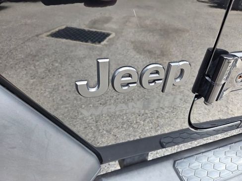 Certified 2021 Jeep Wrangler Unlimited Sport AWD/4WD image 4