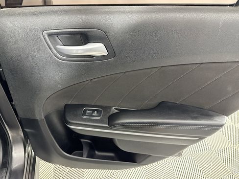 Used 2021 Dodge Charger Scat Pack RWD image 27