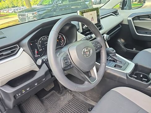 Used 2023 Toyota RAV4 XLE w/ Convenience Package AWD/4WD image 13
