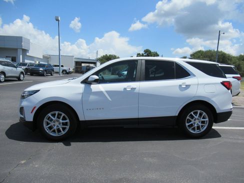 Certified 2023 Chevrolet Equinox LT FWD image 2