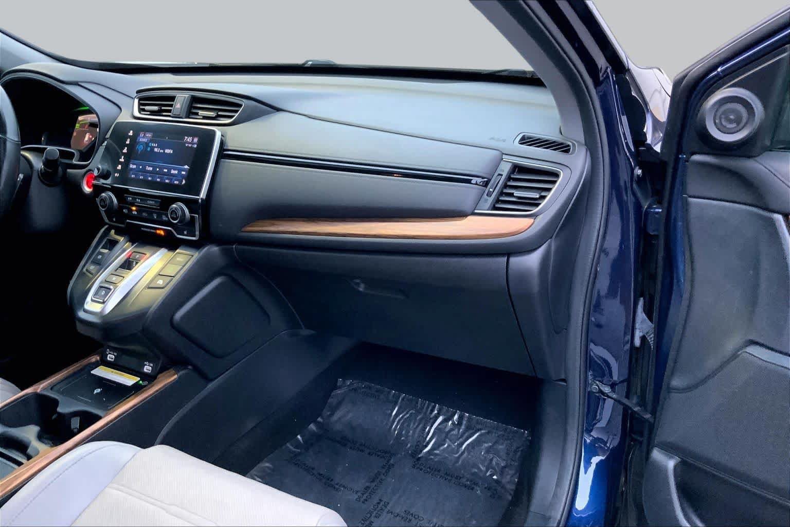 Used 2022 Honda CR-V Touring image 16