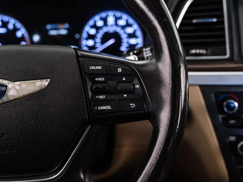 Used 2015 Hyundai Genesis 3.8 w/ Option Group 02 image 16