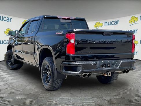 Used 2020 Chevrolet Silverado 1500 LT Trail Boss w/ Midnight Edition image 4