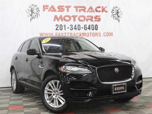Used 2018 Jaguar F-PACE Prestige AWD/4WD image 3