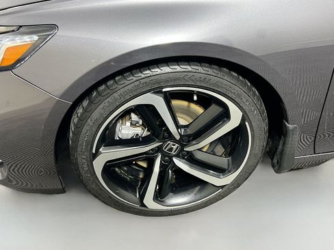 Used 2020 Honda Accord Sport image 13