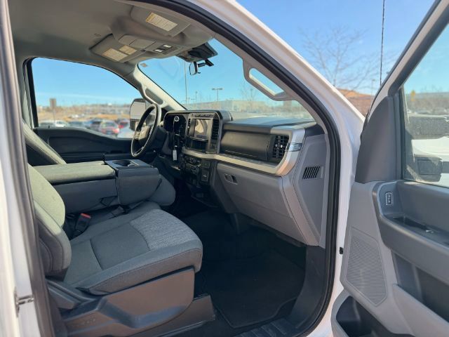 Used 2024 Ford F250 XLT w/ FX4 Off-Road Package AWD/4WD image 22