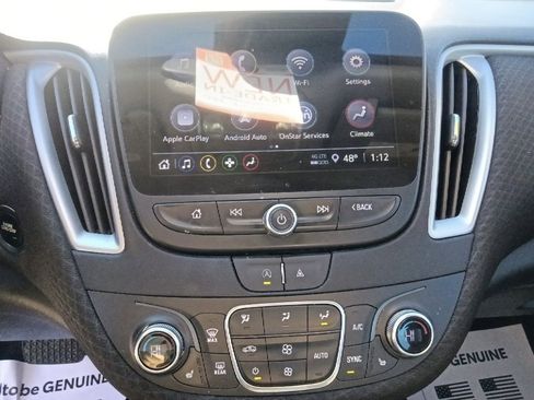 Used 2024 Chevrolet Malibu LT image 22