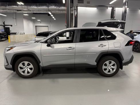 Used 2023 Toyota RAV4 LE image 3