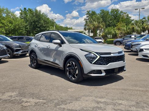 Certified 2024 Kia Sportage SX FWD image 2